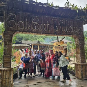 Alternative view of Hanoi – Cat Cat – Fansipan – Hanoi