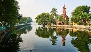 Alternative view of VIETNAM IN A GLIMPSE