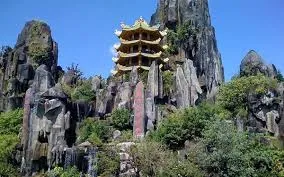 Alternative view of Marble Mountains – Monkey Mountain – Am Phu Cave Morning Tour